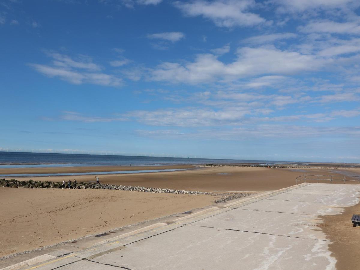 Riverlea Rhyl Luaran gambar
